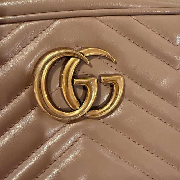 Gucci GG Marmont Small Camera Bag – Pale Pink / Taupe Quilted Leather - Picture 4 of 13